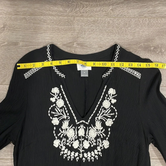 Old Navy Long Sleeve Embroidered Dress M - Picture 10 of 16